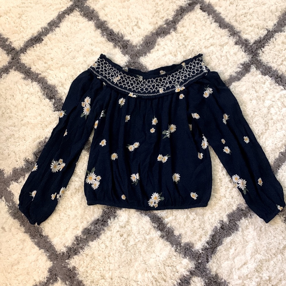 Daisy Long Sleeve Top